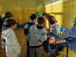 b_1024_768_0_00_images_2023_2024_SU_Andrzejki_406890696_813477417246875_6365488229671489582_n